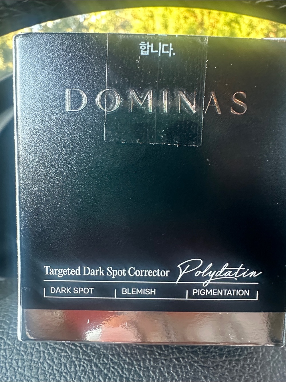 Dominas Polydatin Targeted Dark Spot Corrector - Black